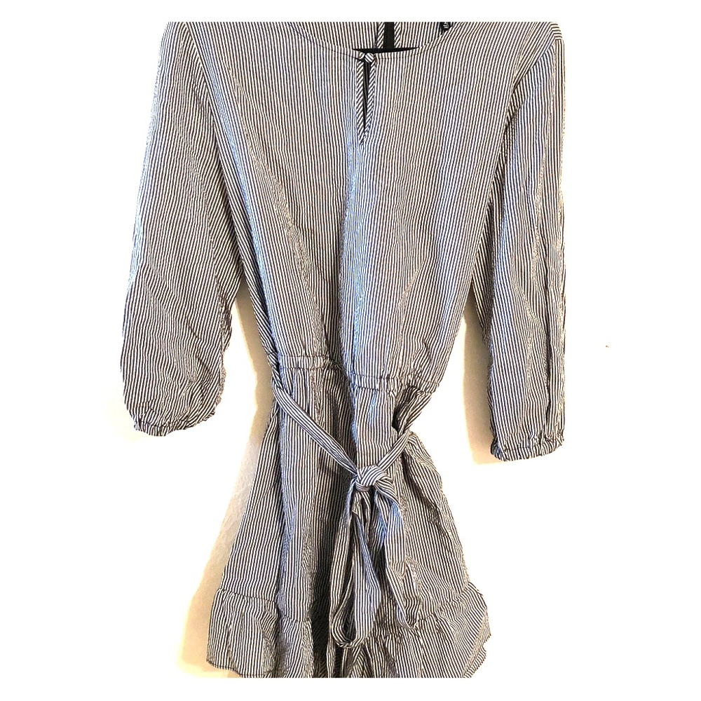 ⬇️⬇️Who what wear striped ruffled romper XL